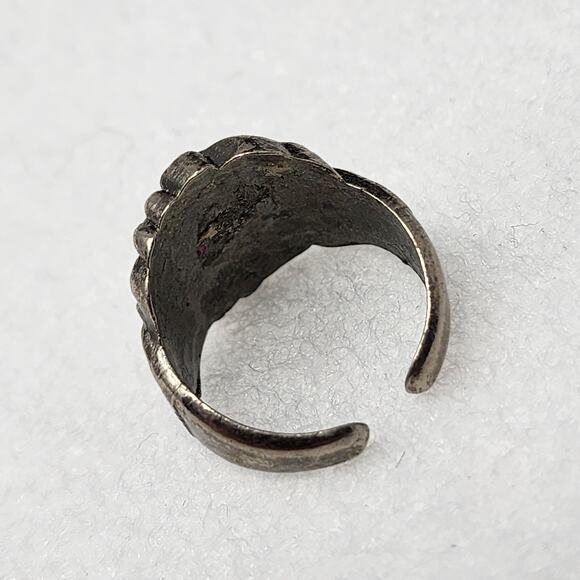 Vintage Adjustable Size Lion Ring - Picture 2 of 2